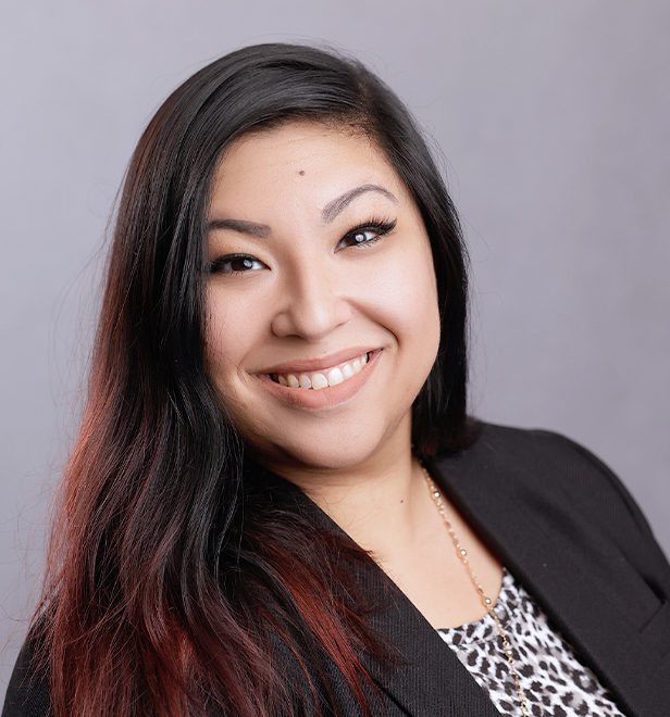 Jess Guillaume, Banking Center Manager