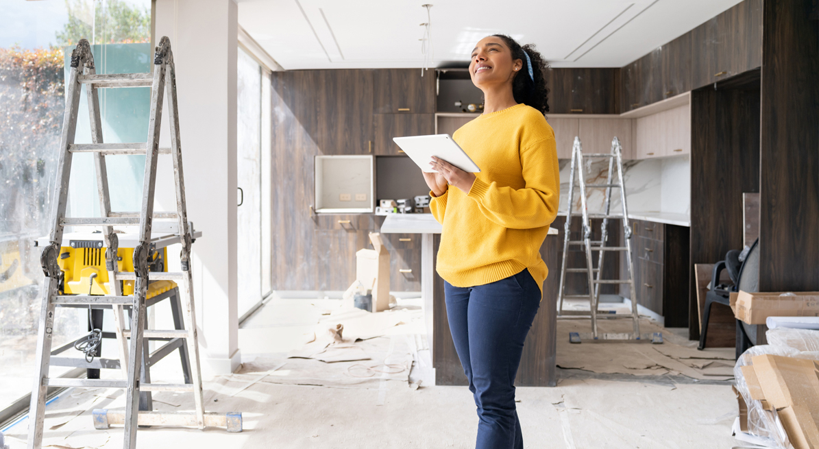 Customer enjoying a refinance loan from Frist State Bank Mortgage