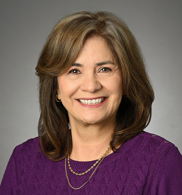 Maggie Rivera, Senior Loan Officer